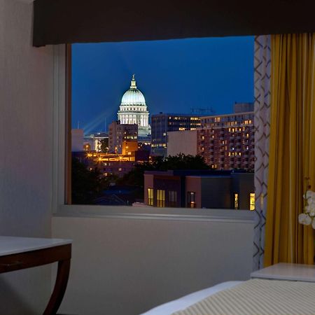 Готель Doubletree By Hilton Madison Downtown Екстер'єр фото