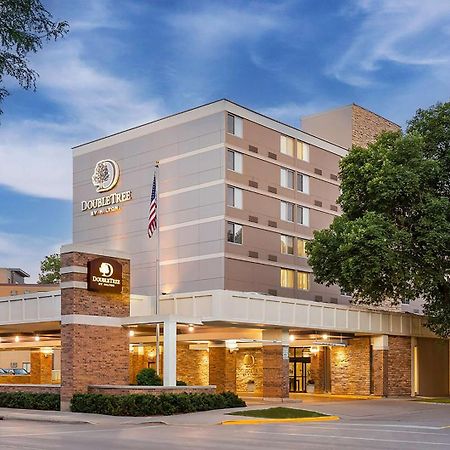 Готель Doubletree By Hilton Madison Downtown Екстер'єр фото