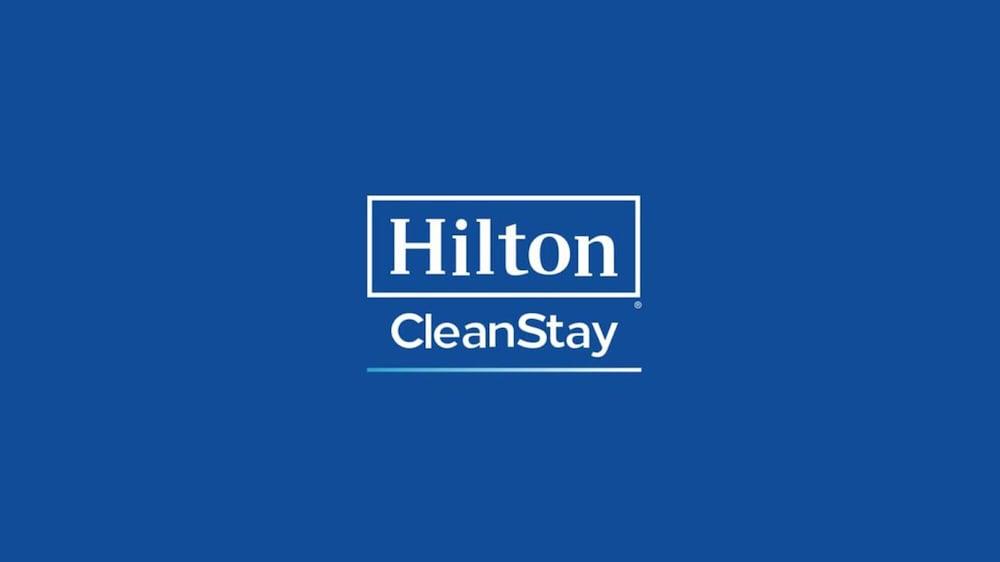 Готель Doubletree By Hilton Madison Downtown Екстер'єр фото
