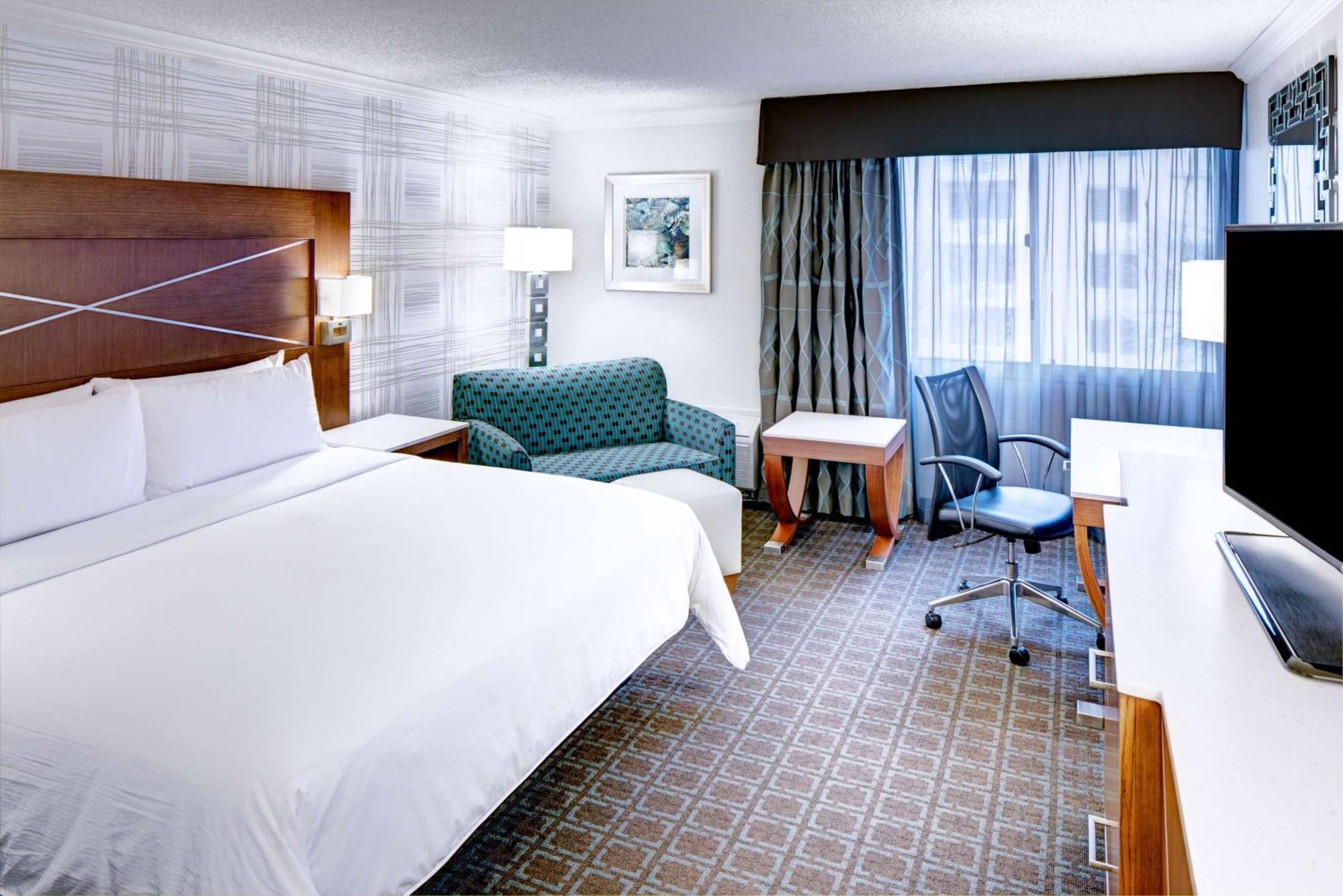 Готель Doubletree By Hilton Madison Downtown Екстер'єр фото