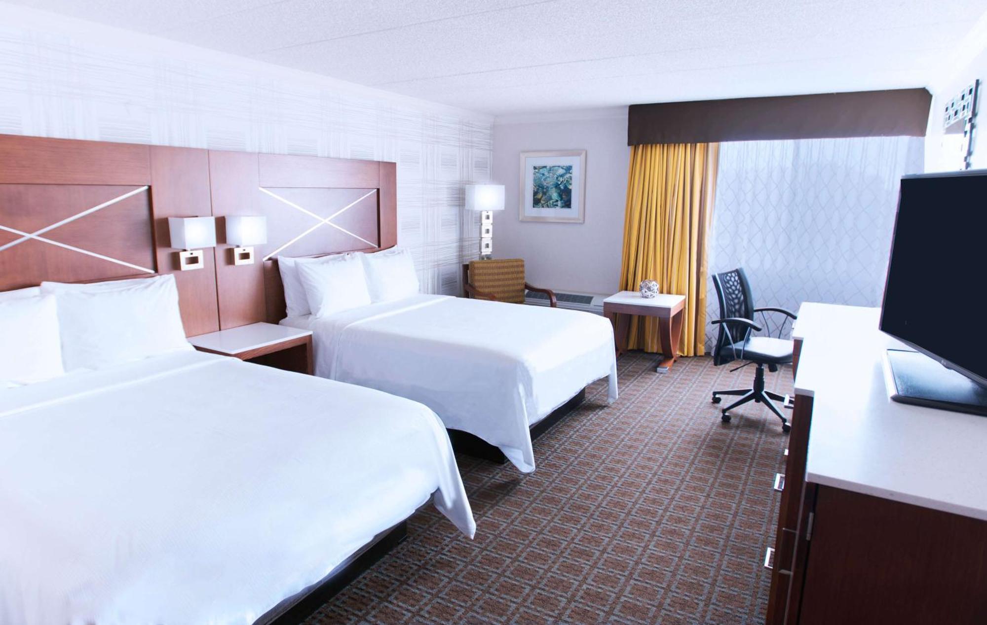 Готель Doubletree By Hilton Madison Downtown Екстер'єр фото